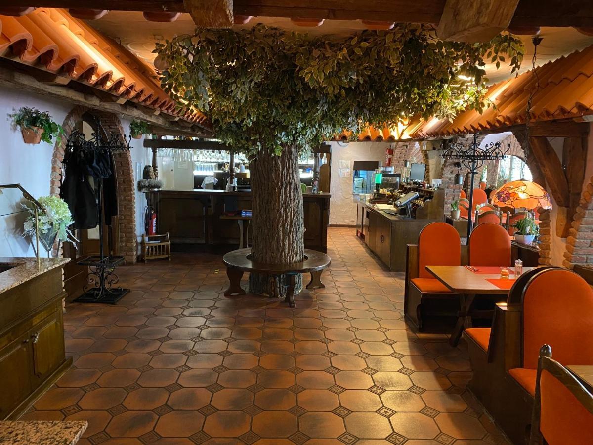 Hotel Restaurant Blumenhof Baesweiler Exterior foto